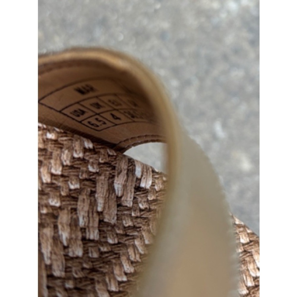 Vionic Women's Mar Wedge Sandal in Camel, Gold & Brown Leather.  EUC - Picture 11 of 16